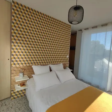 Carre De Lune Bed & Breakfast Villeneuve-les-Avignon