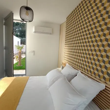 Carre De Lune Bed & Breakfast