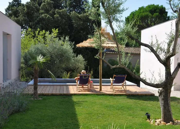 Carre De Lune Bed & Breakfast Villeneuve-lès-Avignon